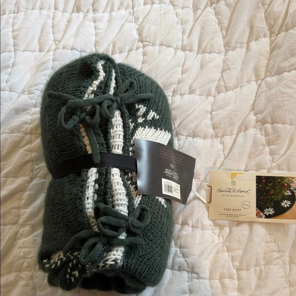 Hearth & Hand Dark Green Knit Tree Skirt